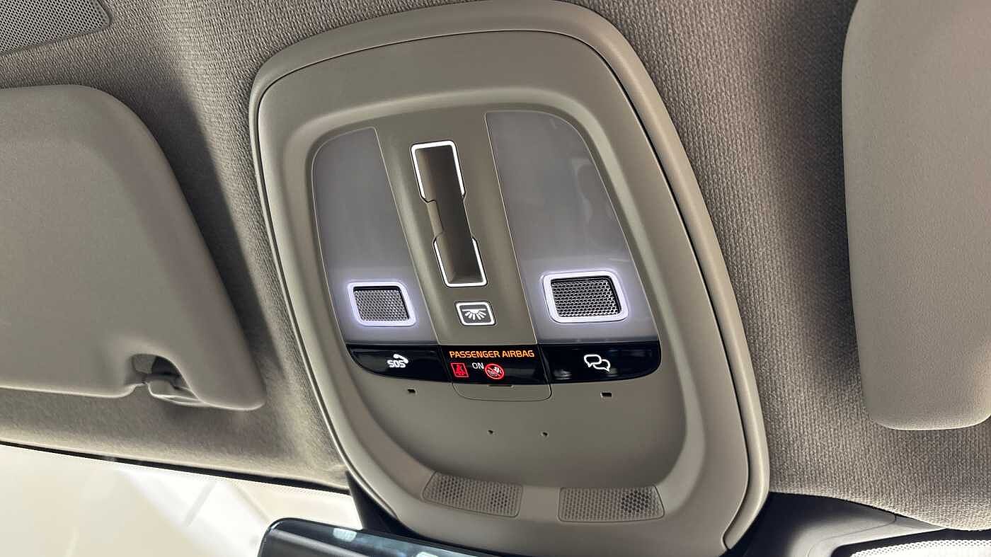 Used Volvo XC40 2024 for sale - 76248501: Photo 33