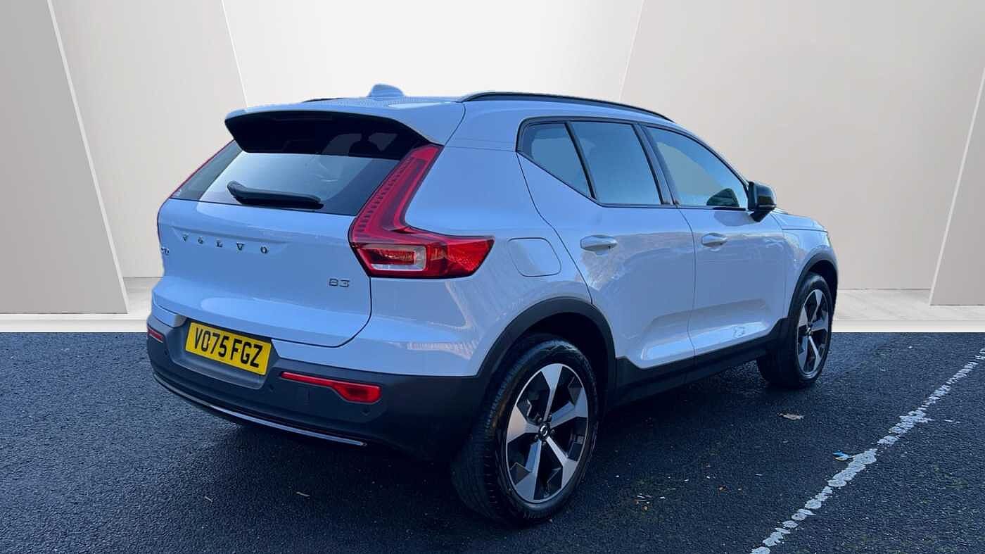 Used Volvo XC40 2025 for sale - 76586529: Photo 2