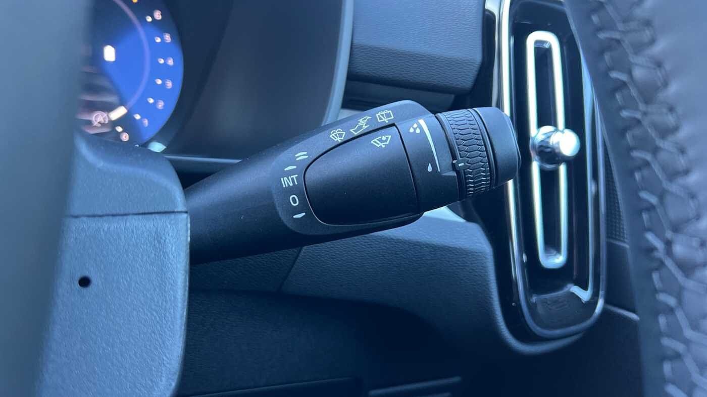 Used Volvo XC40 2025 for sale - 76586529: Photo 21