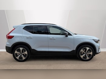 Used Volvo XC40 2026 for sale - 78589807: Photo