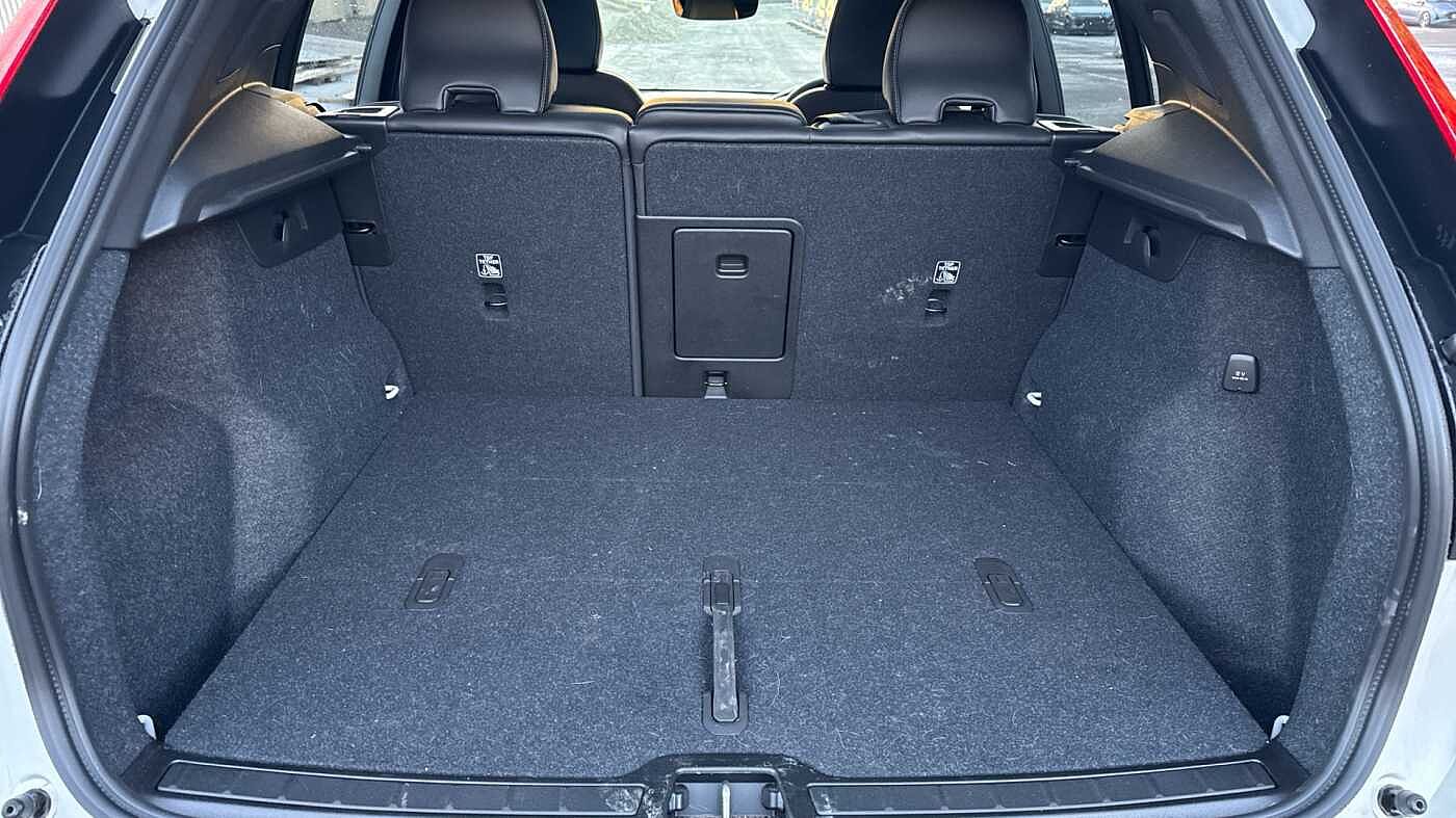 Used Volvo XC40 2025 for sale - 76586539: Photo 13