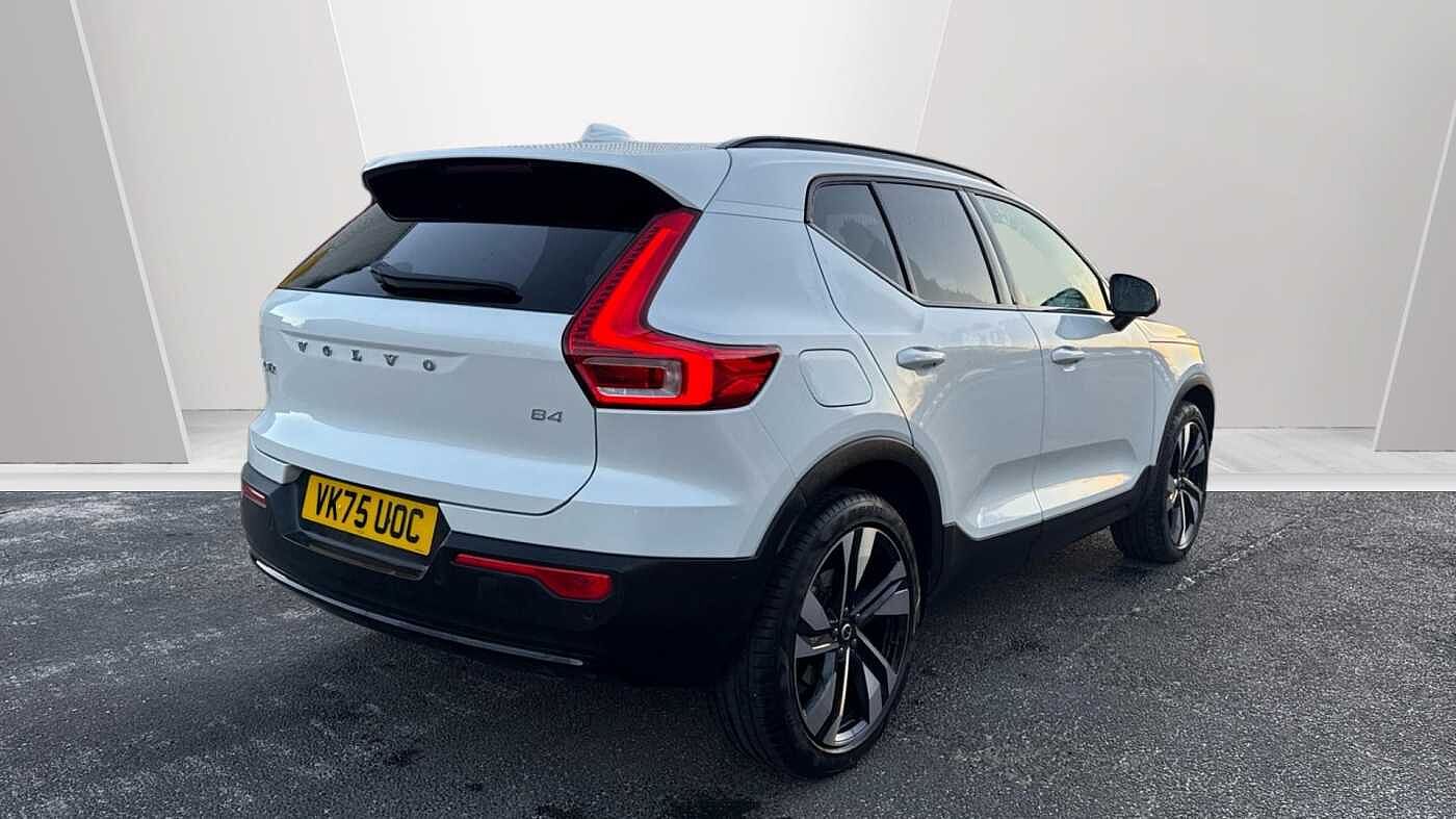 Used Volvo XC40 2025 for sale - 76586539: Photo 2