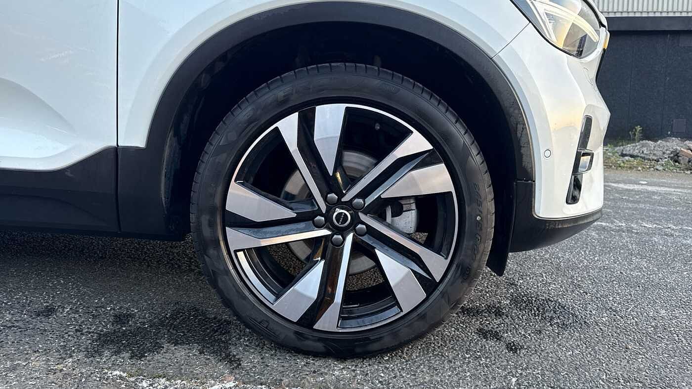 Used Volvo XC40 2025 for sale - 76586539: Photo 9