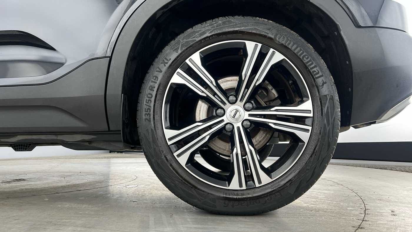 Used Volvo XC40 2021 for sale - 76635331: Photo 4