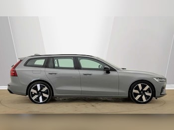 Used Volvo V60 2025 for sale - 78336256: Photo