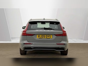 Used Volvo V60 2025 for sale - 78336256: Photo
