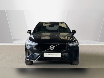 Used Volvo XC60 2023 for sale - 79122233: Photo