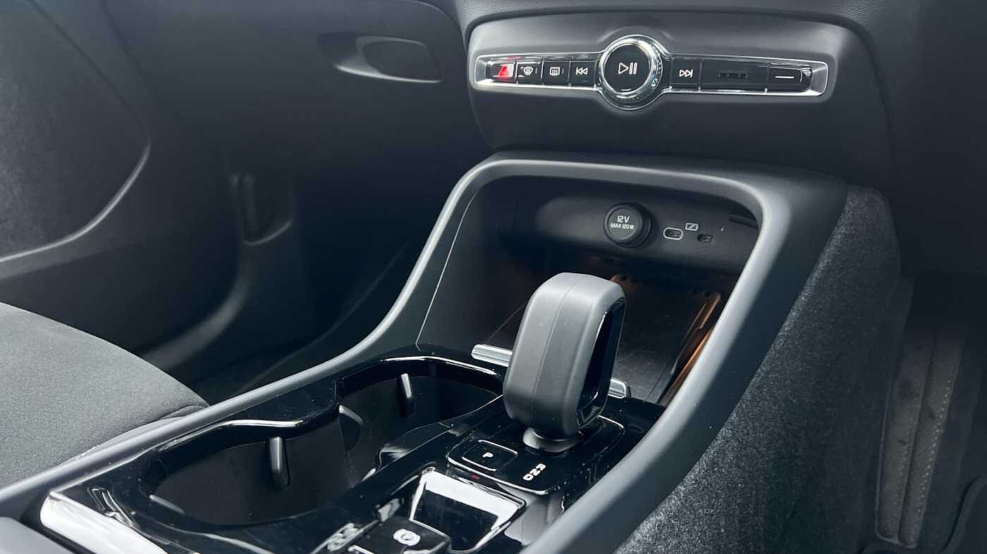 Used Volvo XC40 2023 for sale - 77525727: Photo 24