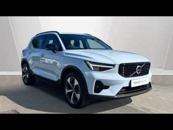 2024 (24) - 2.0 B4P Plus Dark 5dr Auto