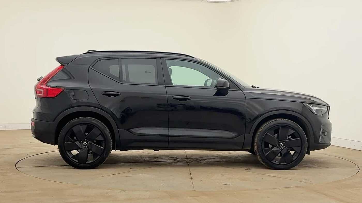 Used Volvo XC40 2025 for sale - 78073913: Photo 2