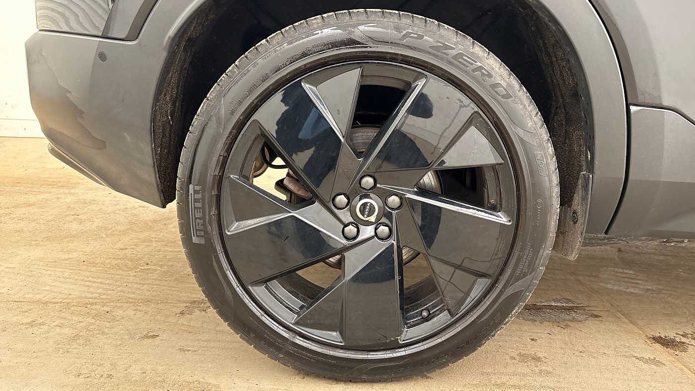 Used Volvo XC40 2025 for sale - 78073913: Photo 4