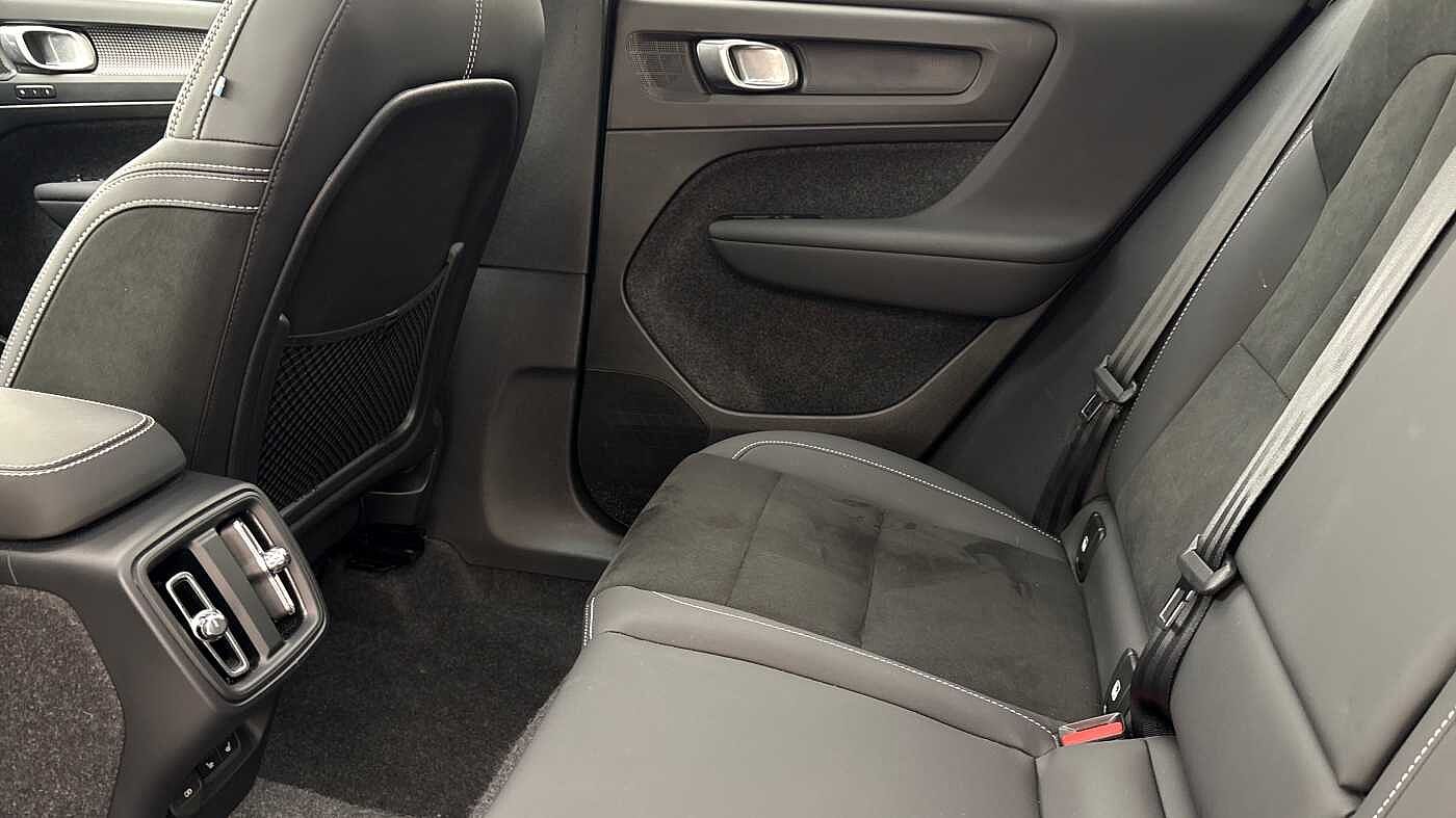 Used Volvo XC40 2025 for sale - 78073913: Photo 7