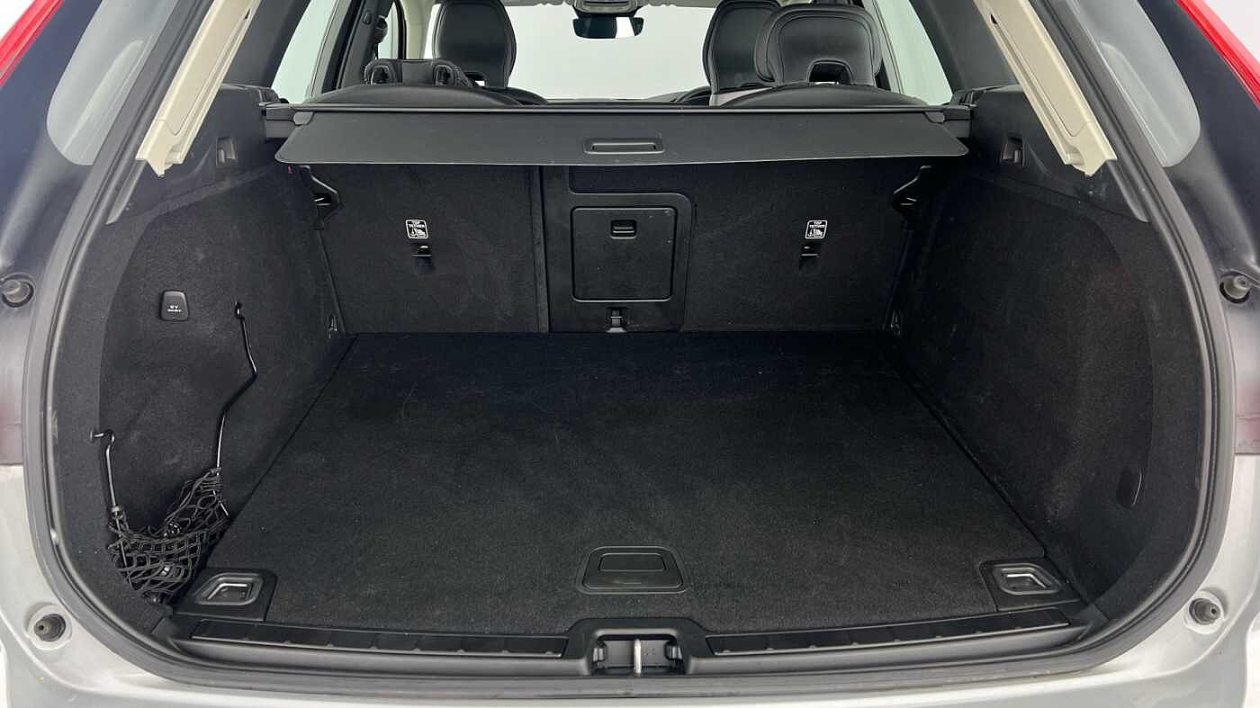 Used Volvo XC60 2023 for sale - 77013612: Photo 5