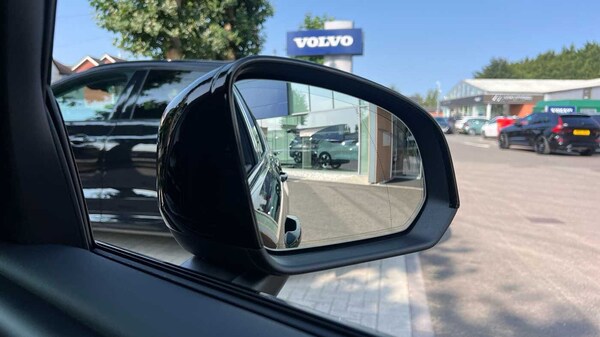 Used Volvo XC40 2025 for sale - 75460257: Photo 25
