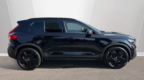 Used Volvo XC40 2025 for sale - 75460257: Photo 3