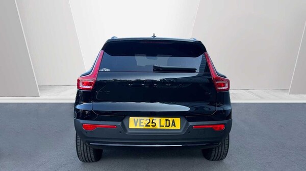 Used Volvo XC40 2025 for sale - 75460257: Photo 7