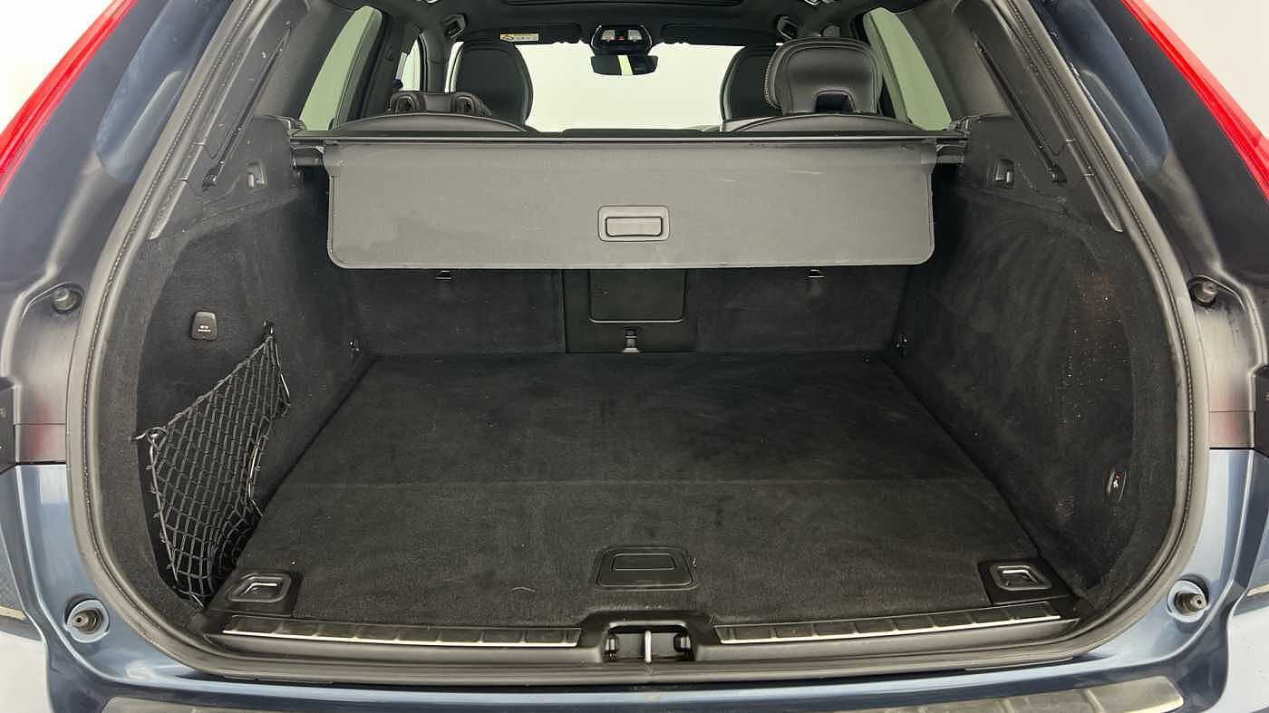 Used Volvo XC60 2022 for sale - 76856281: Photo 5