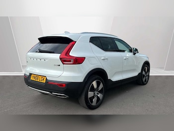 Used Volvo XC40 2018 for sale - 75460245: Photo