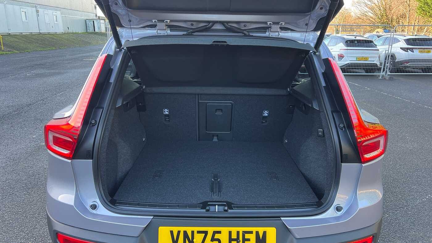 Used Volvo XC40 2025 for sale - 76888294: Photo 13