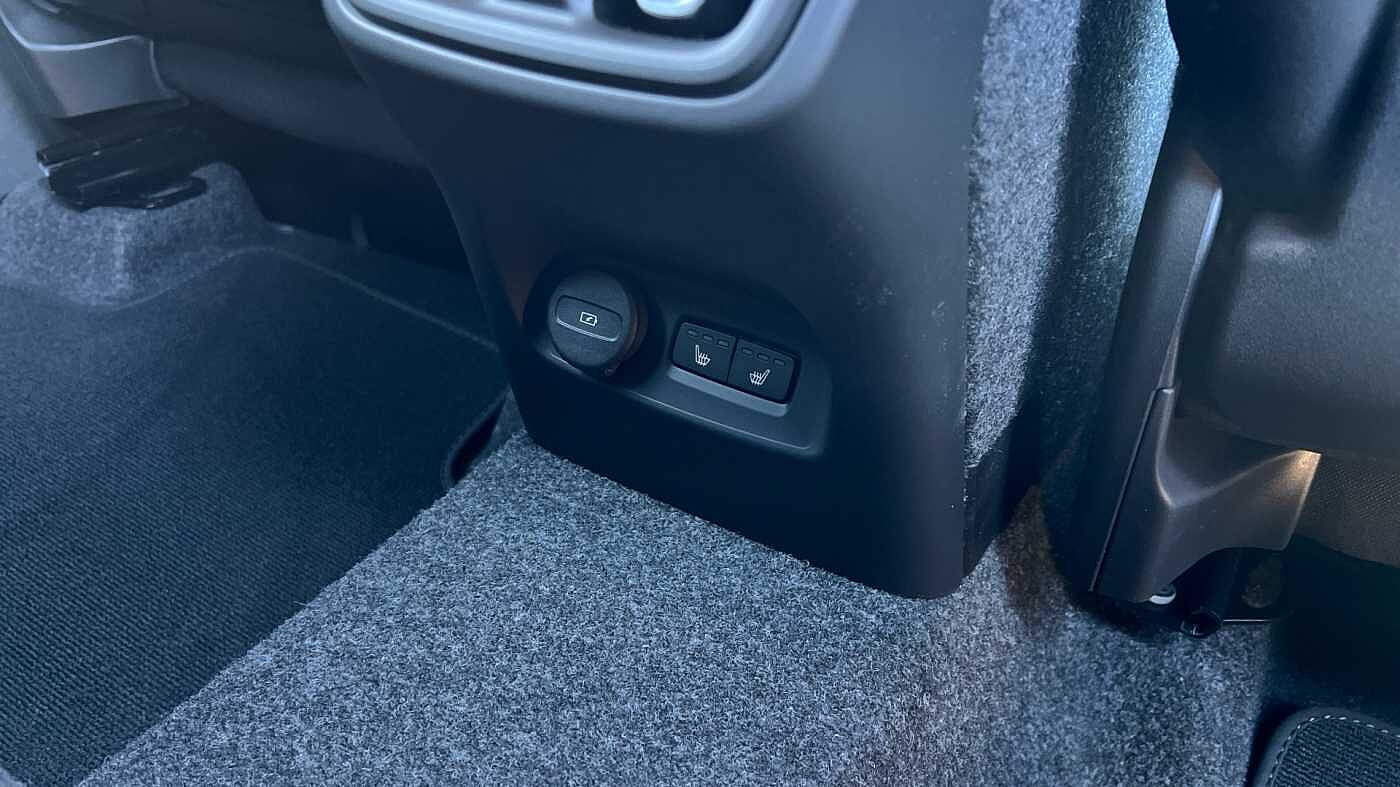 Used Volvo XC40 2025 for sale - 76888294: Photo 27