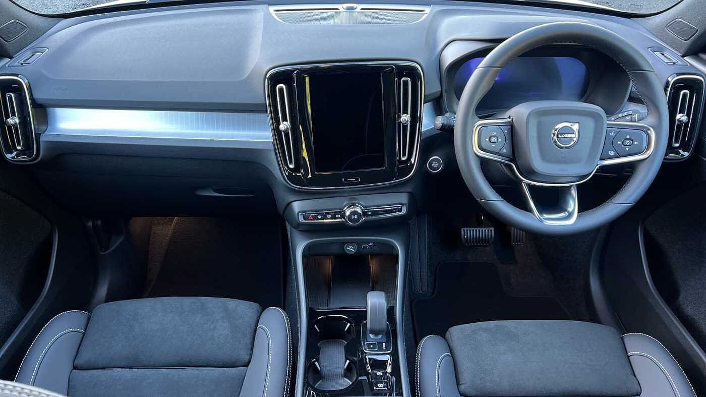 Used Volvo XC40 2025 for sale - 76888294: Photo 5