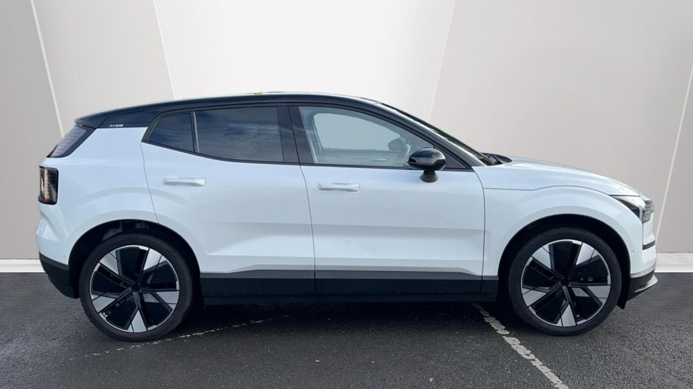 Used Volvo EX30 2024 for sale - 78036192: Photo 2