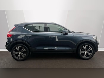 Used Volvo XC40 2021 for sale - 76474470: Photo