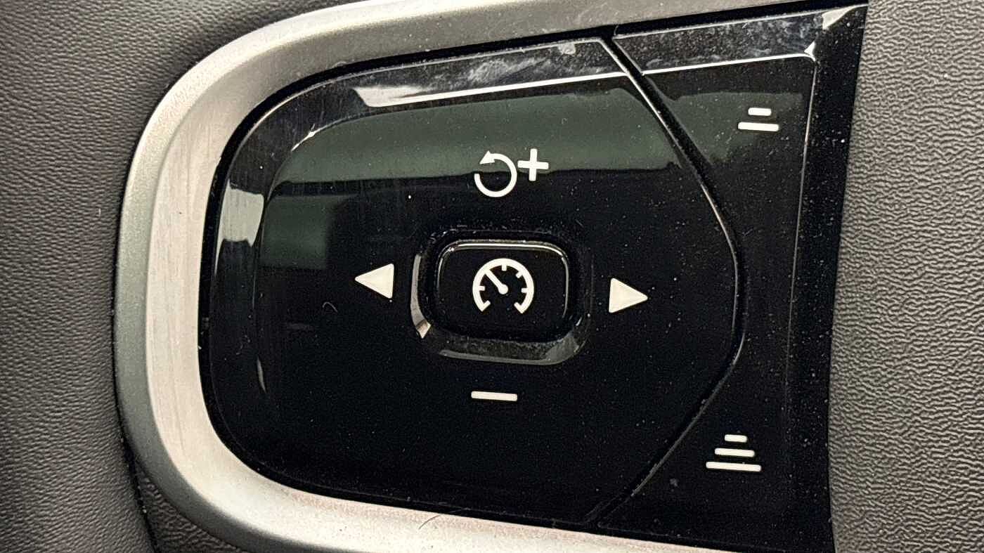 Used Volvo XC90 2025 for sale - 77770701: Photo 28