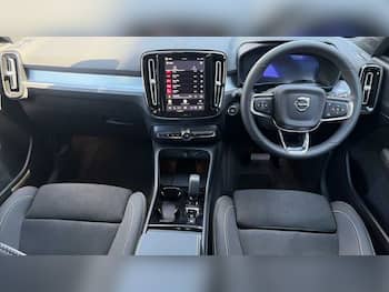 Used Volvo XC40 2026 for sale - 79498088: Photo