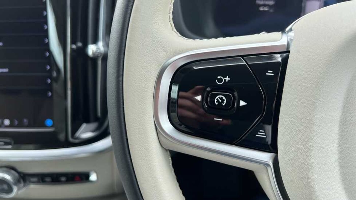 Used Volvo V60 2025 for sale - 77307070: Photo 11