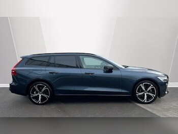 Used Volvo V60 2025 for sale - 77307070: Photo