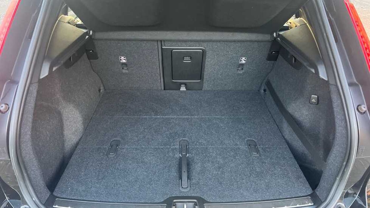 Used Volvo XC40 2019 for sale - 76154309: Photo 25
