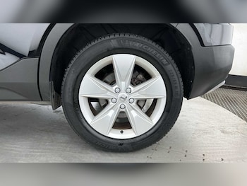 Used Volvo XC40 2023 for sale - 78518277: Photo