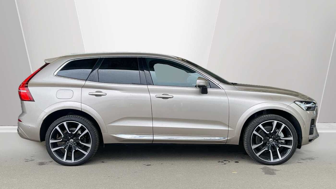 Used Volvo XC60 2024 for sale - 76458661: Photo 3