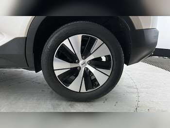 Used Volvo XC40 2022 for sale - 79603175: Photo