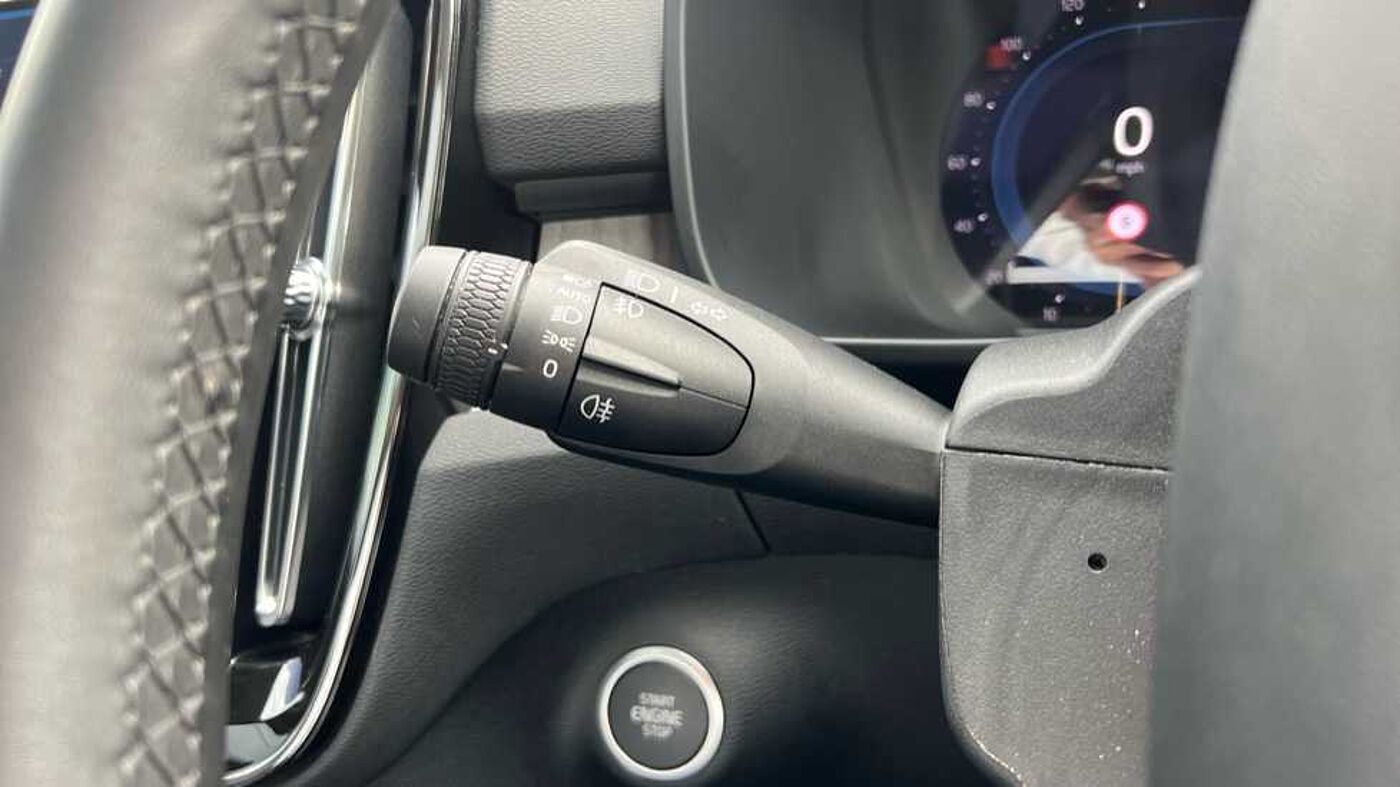 Used Volvo XC40 2024 for sale - 76154280: Photo 22