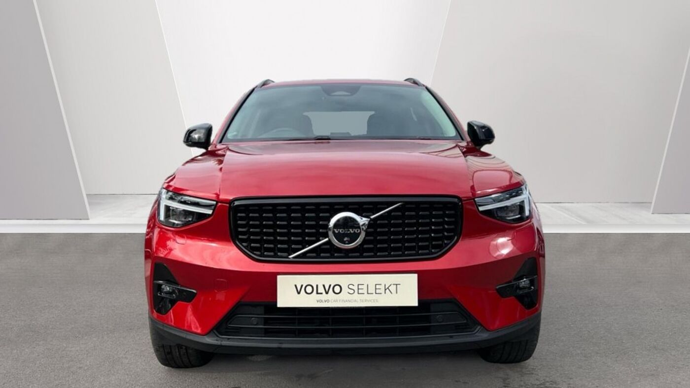 Used Volvo XC40 2024 for sale - 76154280: Photo 3