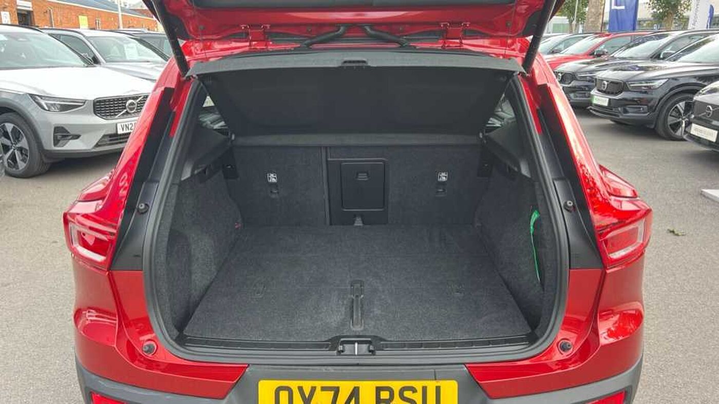 Used Volvo XC40 2024 for sale - 76154280: Photo 7