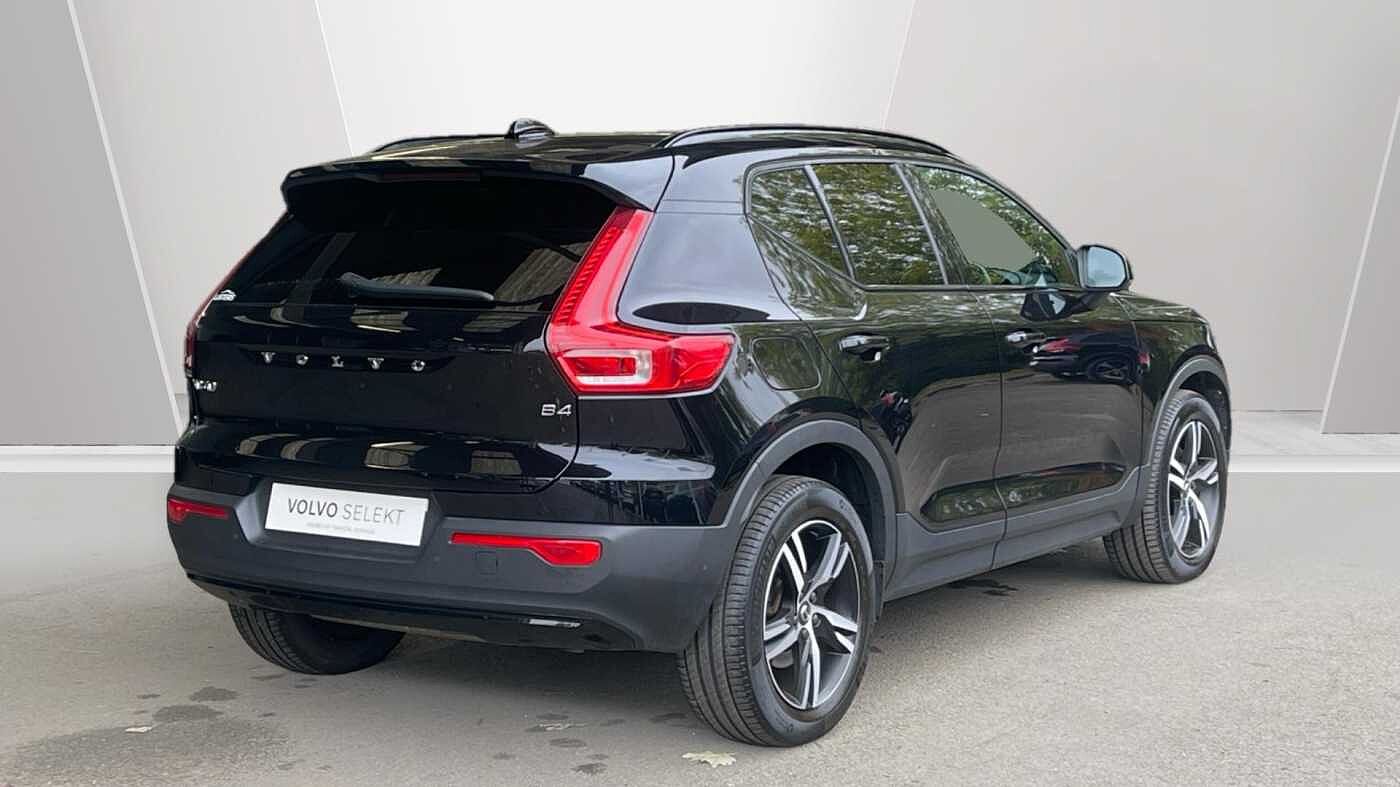 Used Volvo XC40 2021 for sale - 77124506: Photo 2