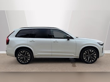 Used Volvo XC90 2025 for sale - 78856001: Photo