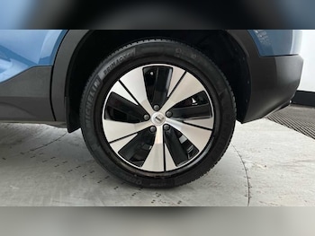 Used Volvo XC40 2023 for sale - 79603196: Photo