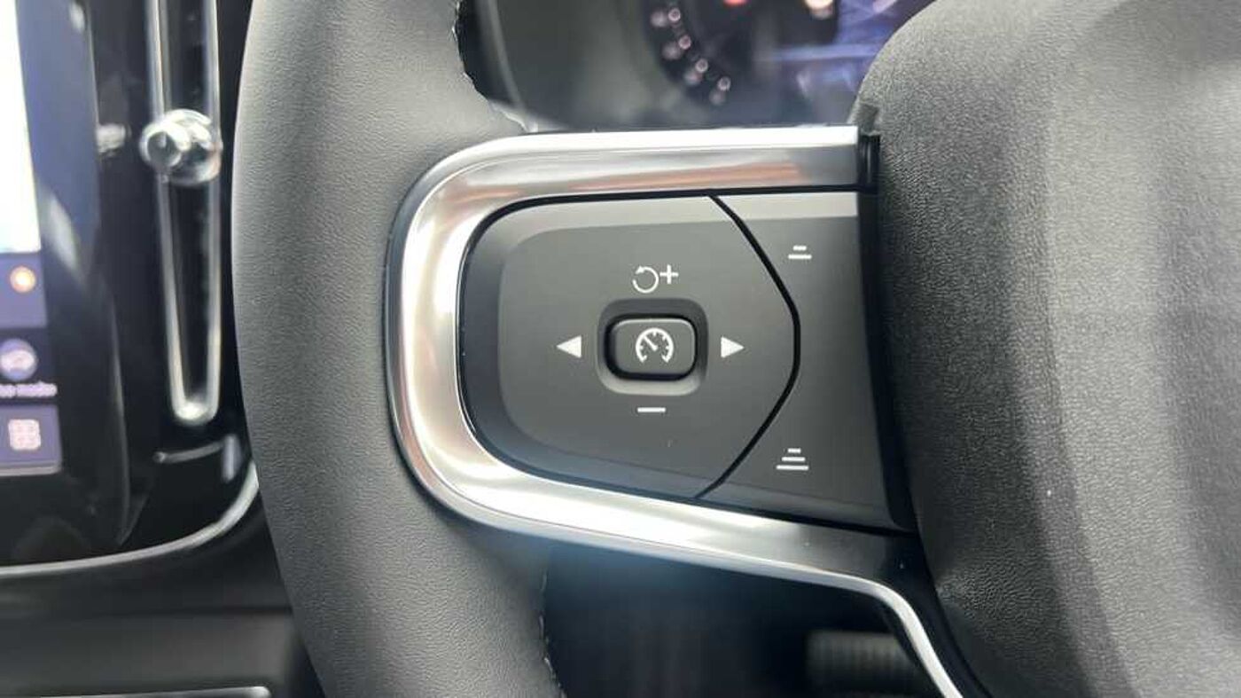 Used Volvo XC40 2025 for sale - 76154279: Photo 18