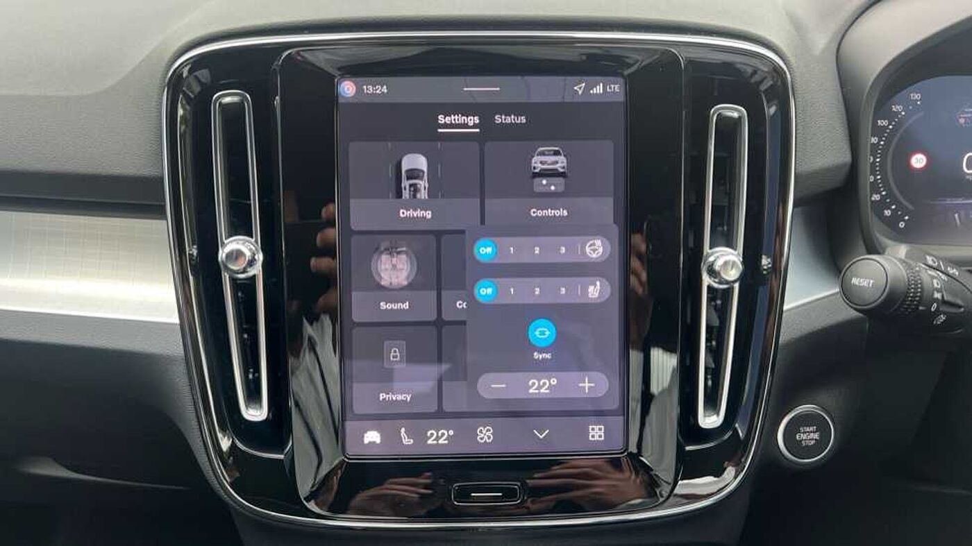 Used Volvo XC40 2025 for sale - 76154279: Photo 22