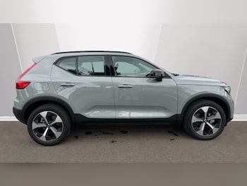 Used Volvo XC40 2025 for sale - 76154279: Photo