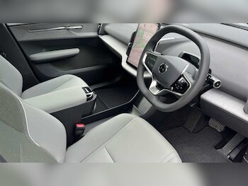 Used Volvo EX30 2025 for sale - 77359970: Photo