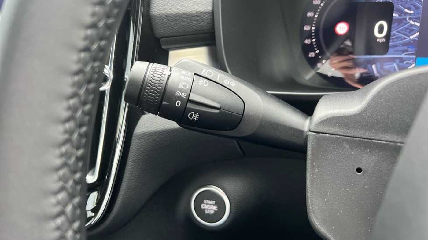 Used Volvo XC40 2025 for sale - 76154290: Photo 19