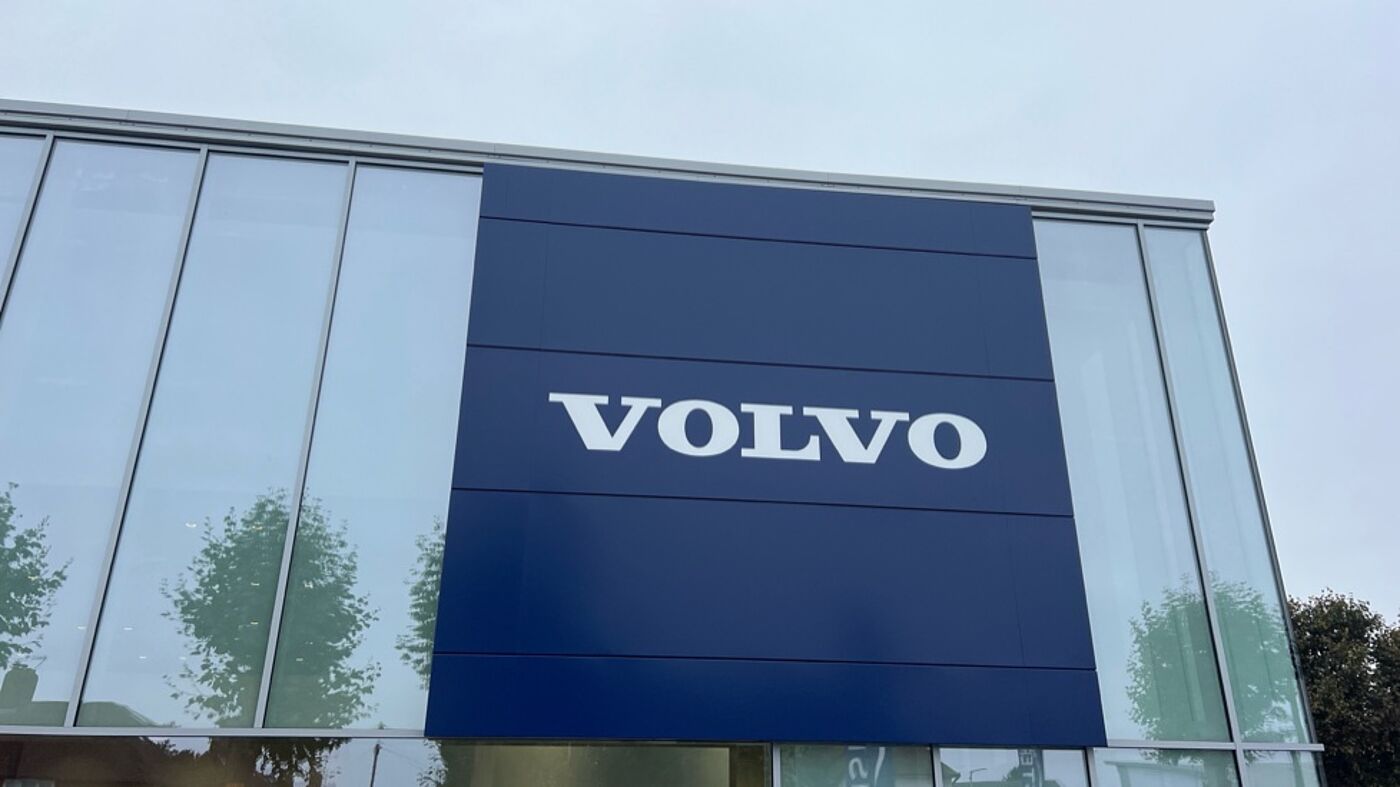 Used Volvo XC40 2025 for sale - 76154290: Photo 2