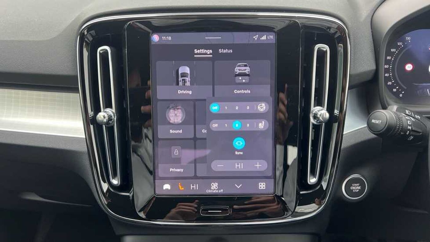 Used Volvo XC40 2025 for sale - 76154290: Photo 23