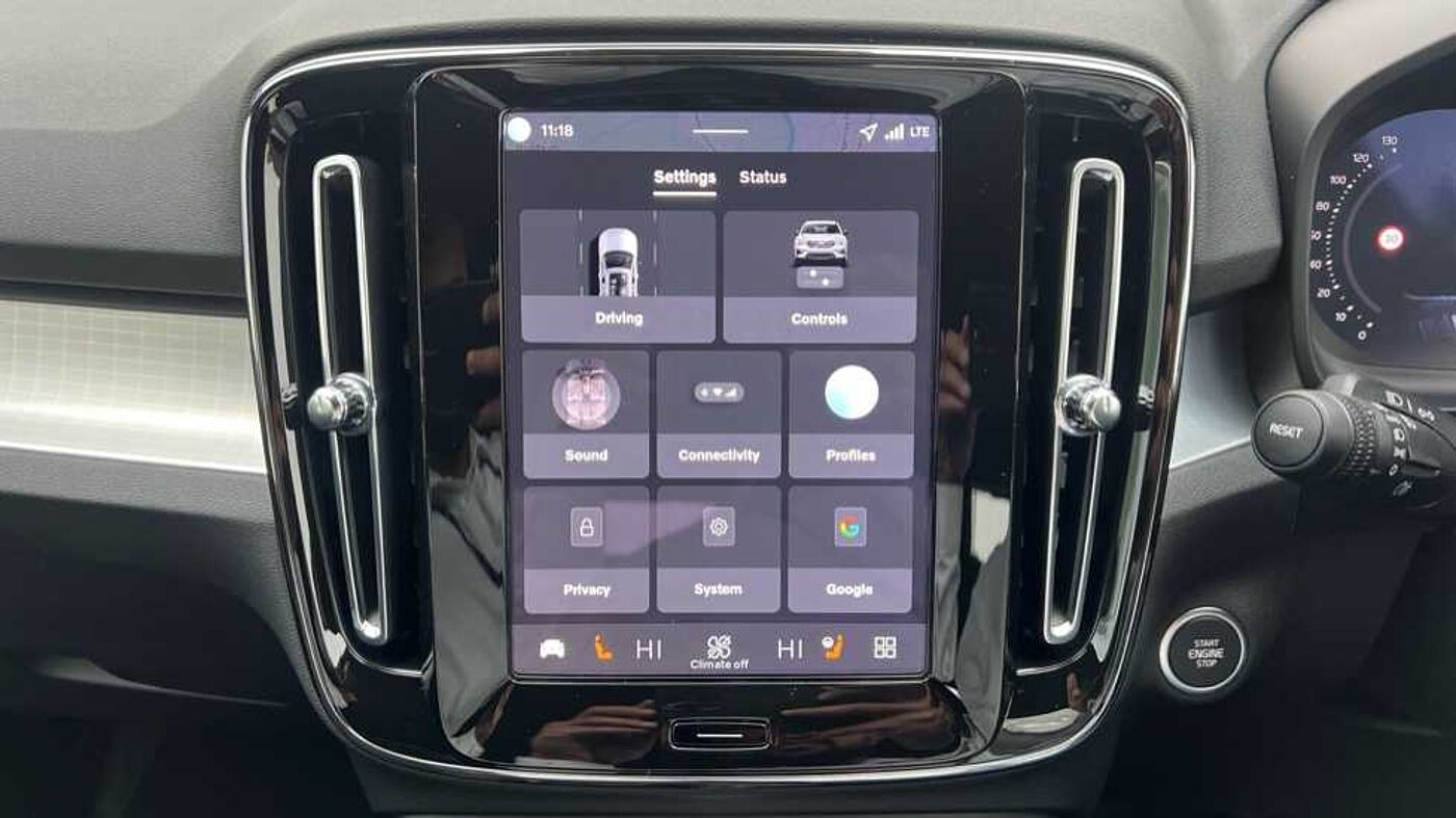 Used Volvo XC40 2025 for sale - 76154290: Photo 24