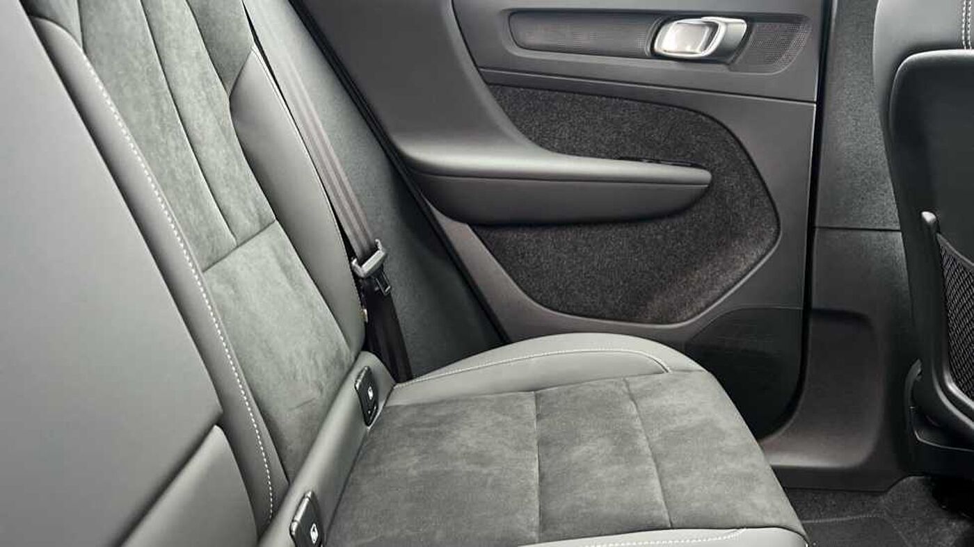 Used Volvo XC40 2025 for sale - 76154290: Photo 28